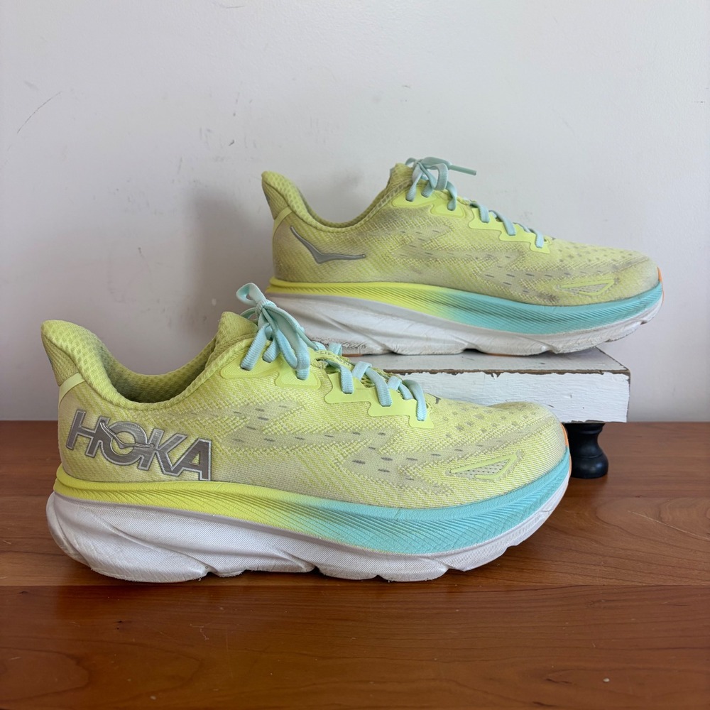 Hoka Clifton 9 Womens Running Shoes 9 Citrus Glow Yellow Blue 1127896 CGSO